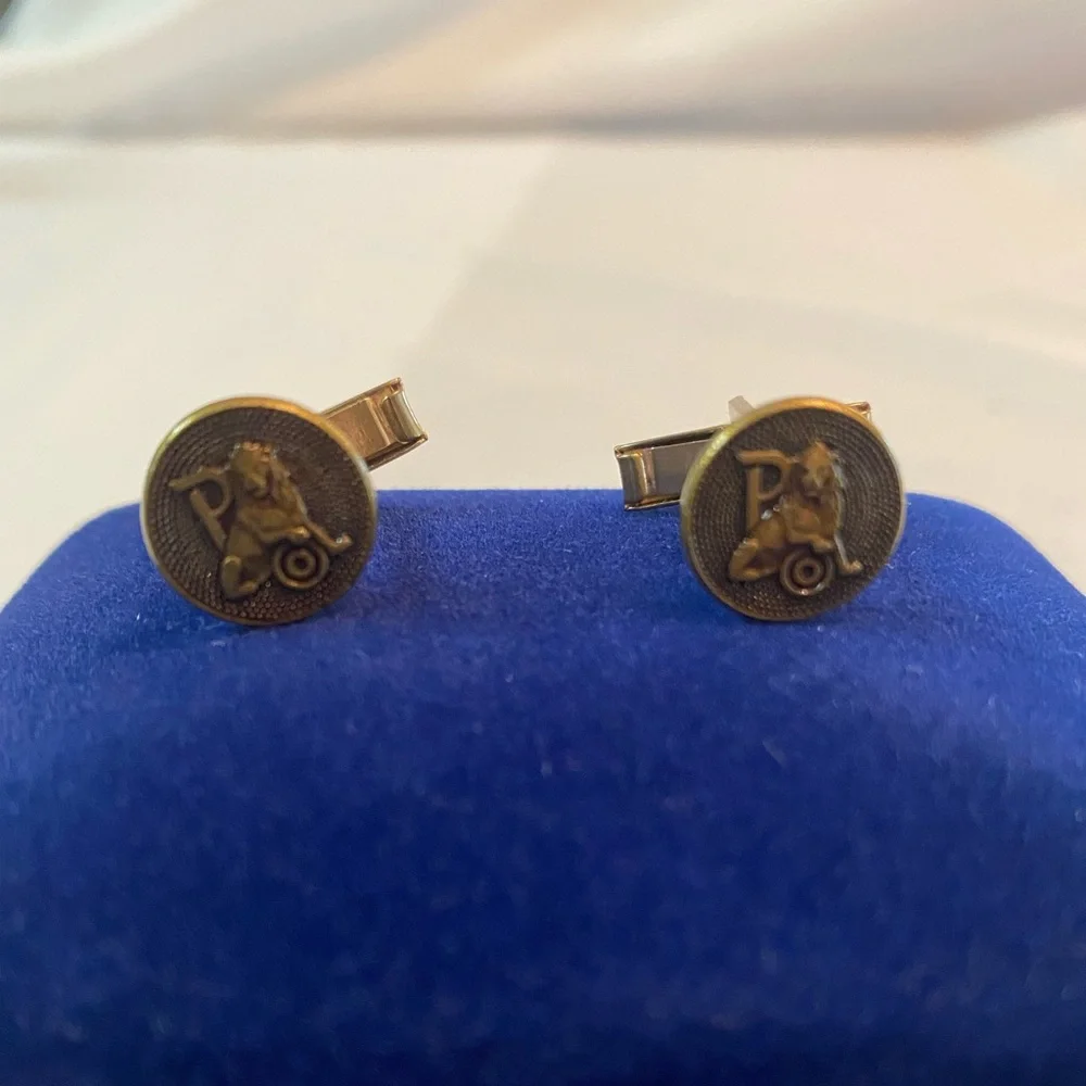 Vintage 1960’s Pachmayr Gun Works Gold Plated Cufflinks and Tie Clip
